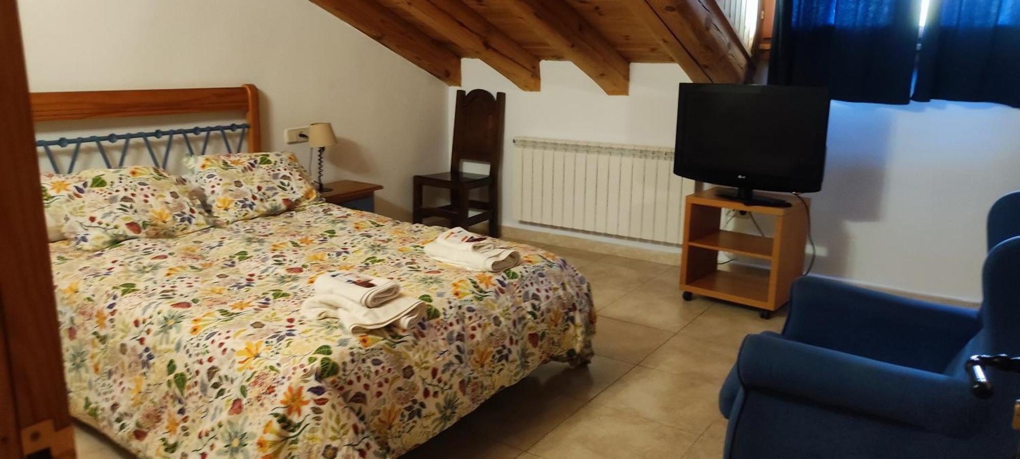 Altogredos Hotel Rural Y Apartamentos Turisticos Ойос-дель-Еспіно Екстер'єр фото